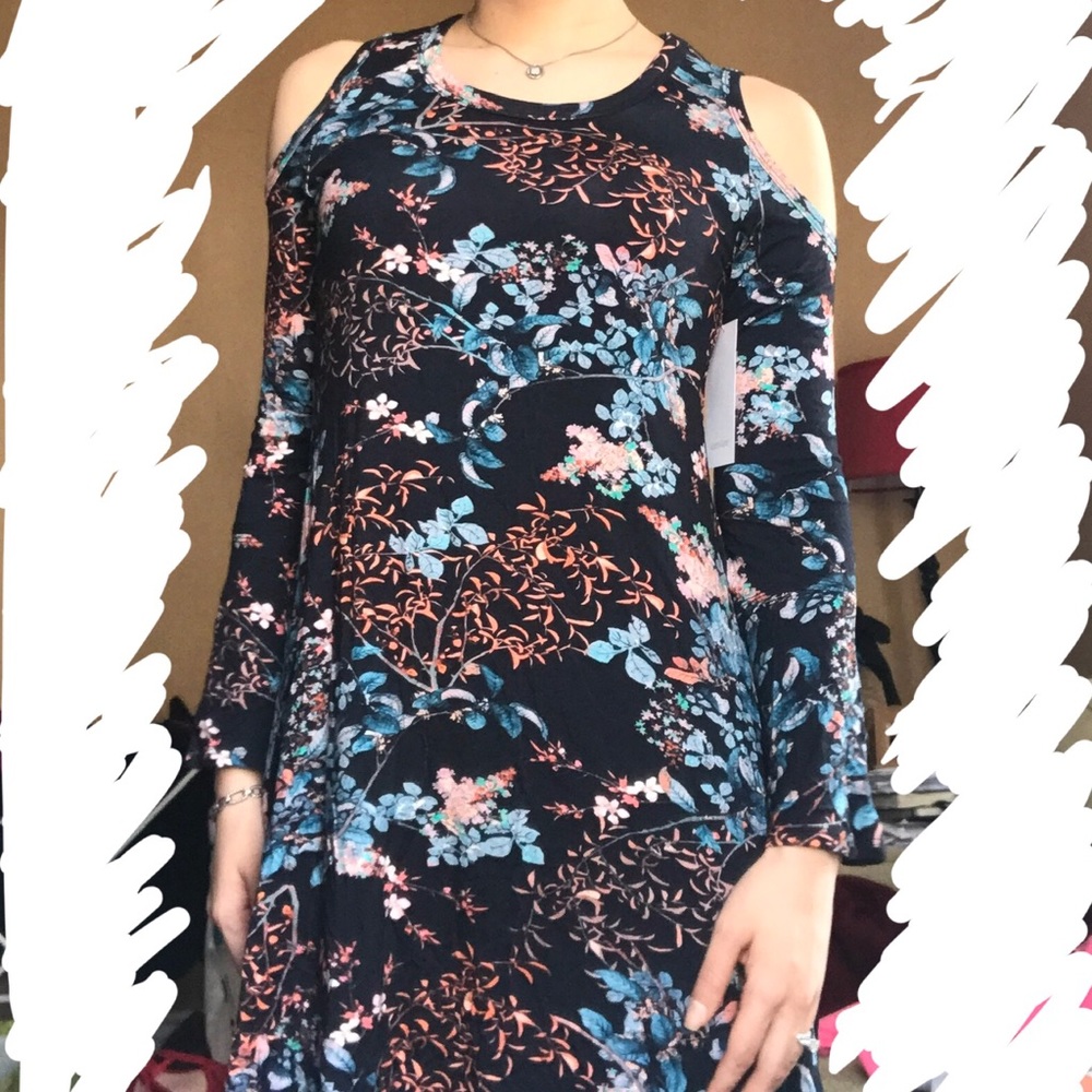 NWT Floral dress size Small